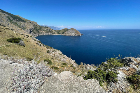 SORRENTO AMALFI COAST: TREKKING AND OVERNIGHT IN NERANO BAY BAY OF NERANO: hiking guide trekking and overnight in Nerano