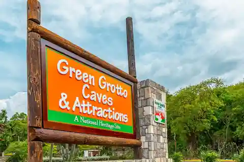 Excursão a Falmouth: Passeios a cavalo e grutas da Gruta Verde