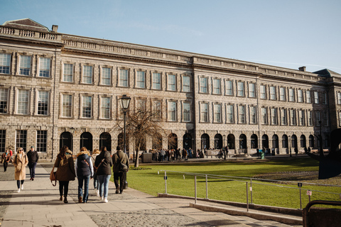 Dublin: Trinity College, Castle, Guinness and Whiskey Tour