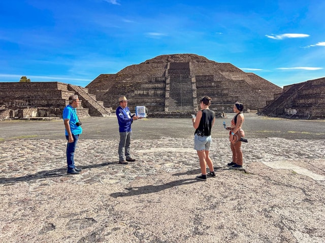 Mexico City: Teotihuacan, Guadalupe Shrine & Tlatelolco Tour