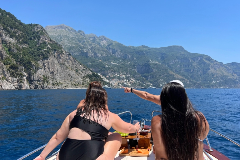 Desde Sorrento Positano Excursión privada en barco Día completoDesde Sorrento: Positano Excursión privada en barco