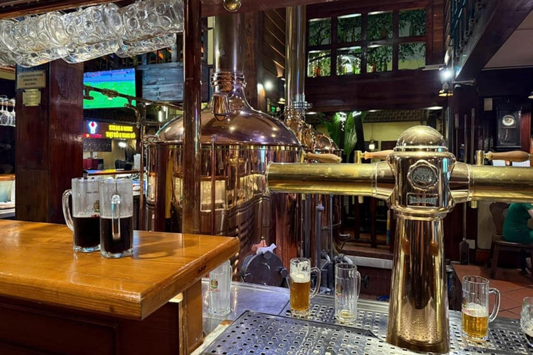 Ho Chi Minh Stad: Kroegentocht met drankjes en gids