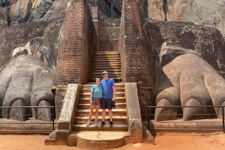 Tour di un giorno di Sigiriya e Dambulla da Hikkaduwa