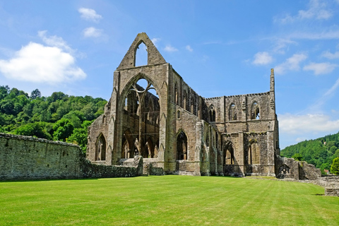 From Cardiff: Wye Valley's Wonders and Beyond Full-Day Tour