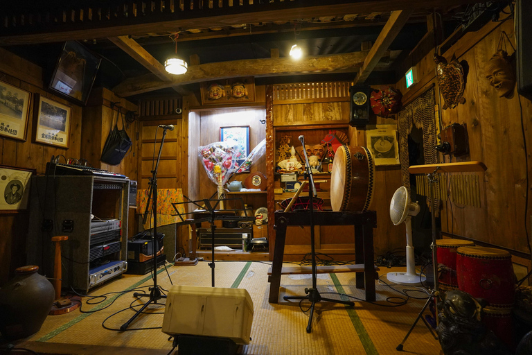 Visite des bars de Naha à Okinawa