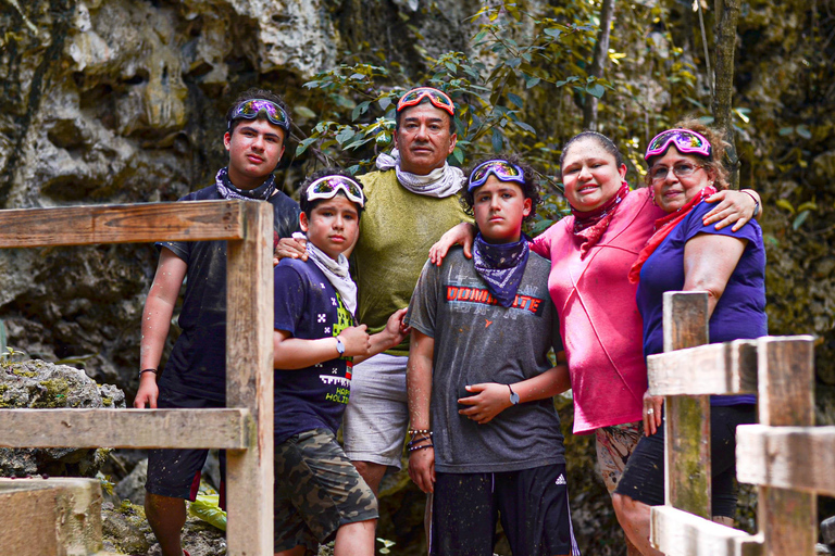 Buggy Tour Punta Cana: grotte magiche, spiagge da sogno e culturaTour in dune buggy a Punta Cana: grotte magiche, spiagge da sogno e cultura