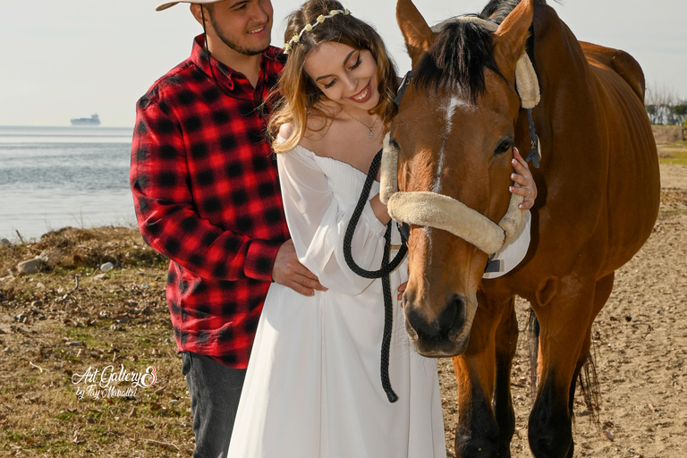 سالونيك: جلسة تصوير للخيول في مشهد طبيعي