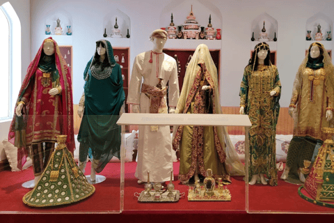 Muscat: Bait Al Zubair Museum Guided Tour with Entry Ticket Muscat: Half Day Sightseeing Tour with Bail Al Zubair Museum