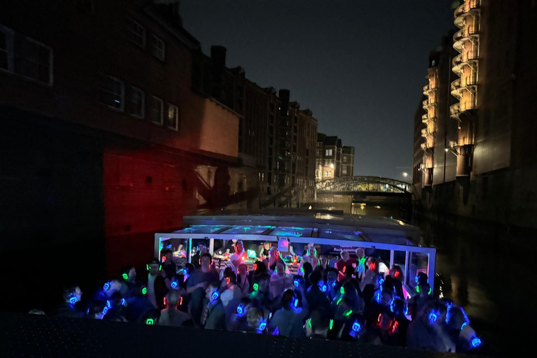 Hamburg: Silent discoparty ombord för att fira Hamburgs hamns 836:e födelsedag