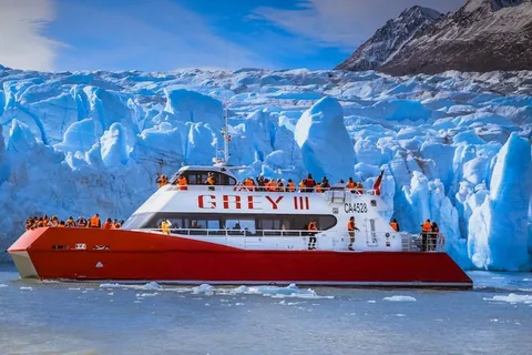 Puerto Natales: Navegación Glaciar Grey c/ Transporte
