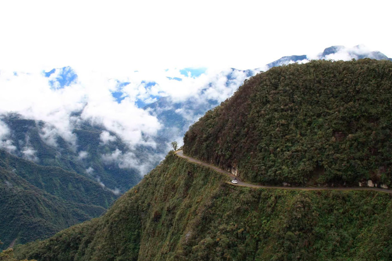La Paz: Full-Day Death Road Mountain Bike Tour