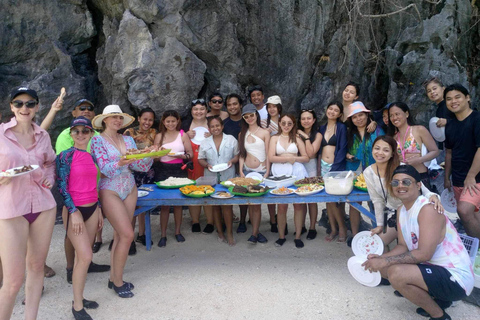 El Nido : Circuit C avec le sanctuaire de Matinloc et les plages de sable blanc