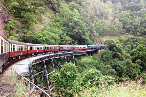Cairns: Self-Guided Kuranda Train and Bus & Skyrail Loop