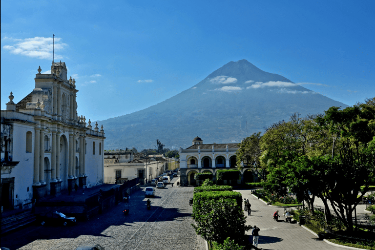 Paket 4 dagar Antigua, Pacaya och Atitlán