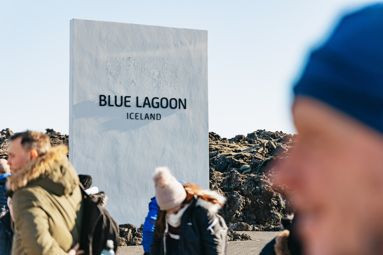 De Reykjavík: excursão de um dia aos vulcões e à lagoa azul