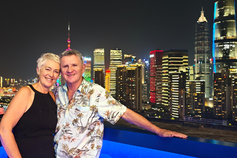 Shanghai Night Tour: Old Town, Local Dinner & Rooftop Bar