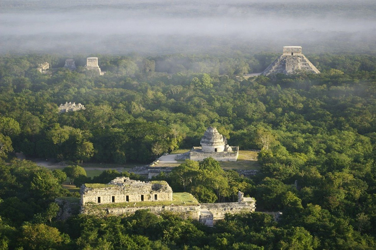 Chichén Itzá con guía privado y transporteTour privado a Chichen Itza desde Cancún