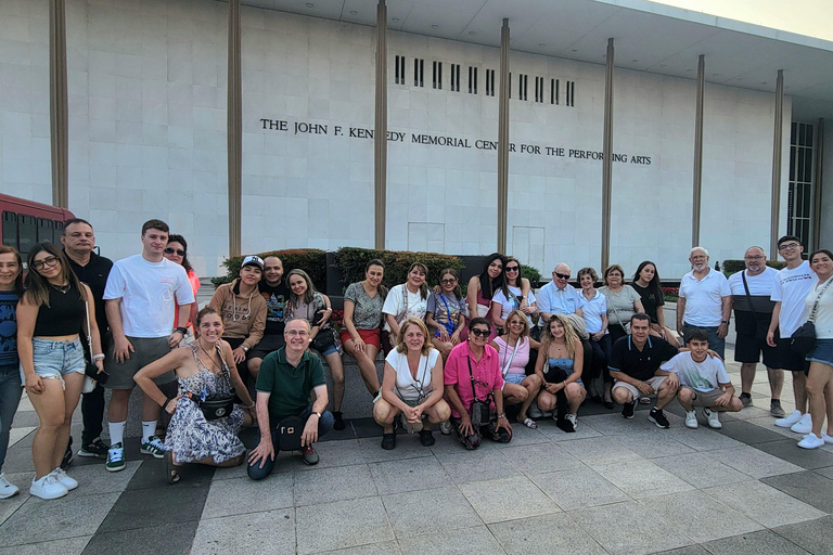 Private Washington DC Grand Tour with Changing of the Guard.