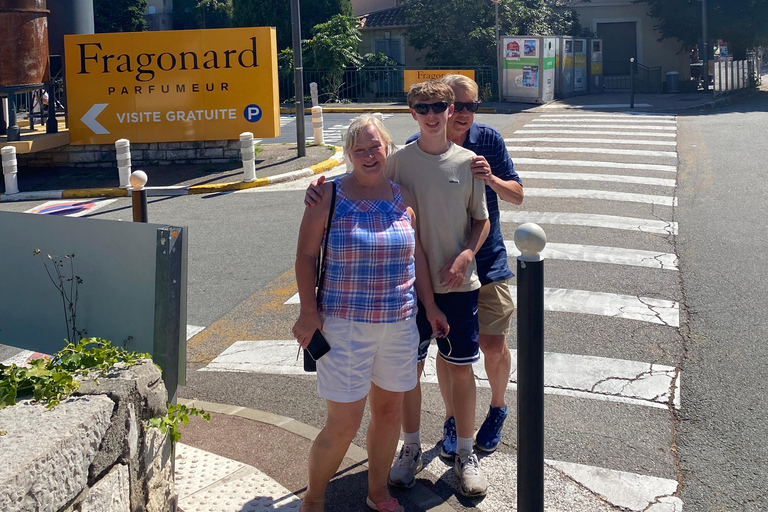 Nice: Fragonard Perfume Factory & Èze Village Private Tour