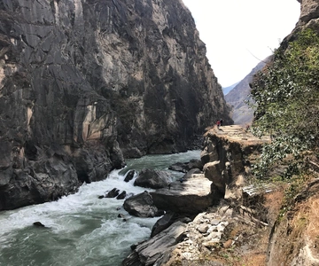 Shangri-la to Lijiang and Stops at Tiger Leaping Gorge