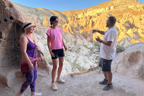 Cappadocia: Sunset Hiking Tour with Local Guide
