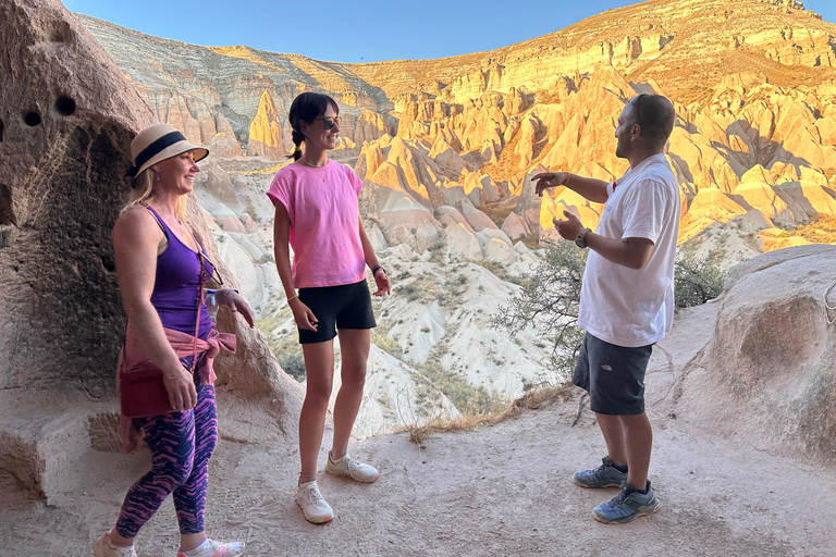 Cappadocia: Sunset Hiking Tour with Local Guide