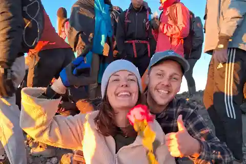 Mont rinjani : Trekking de 2 jours jusqu'au sommet avec transport