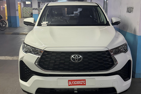 Delhi IGI Airport : Traslado privado a/desde Nueva Delhi y NCRSalida: Traslado desde los hoteles de Nueva Delhi al aeropuerto.