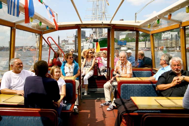 Hamburg: Traditionelle HafenrundfahrtNicht erstattungsfähig: Traditionelle Hafentour in Hamburg