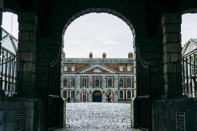 Wycieczka piesza po Dublinie: 10 najważniejszych atrakcjiWycieczka w języku angielskim