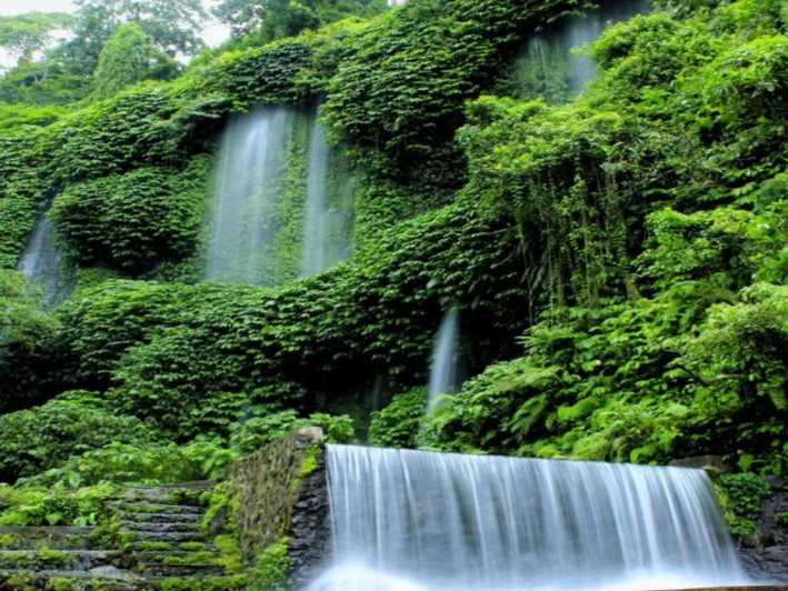 Verken de watervallen Benang Stokel en Benang Kelambu