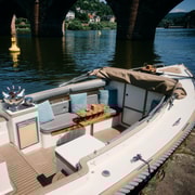 Heidelberg: Privatboot-Fahrt mit Kapitän, 1,5h, bis 12 Gäste, ab 40€ p./P.