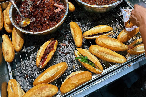 Hue Street Food Adventure – Eat, Walk & Explore Like a Local Private Group