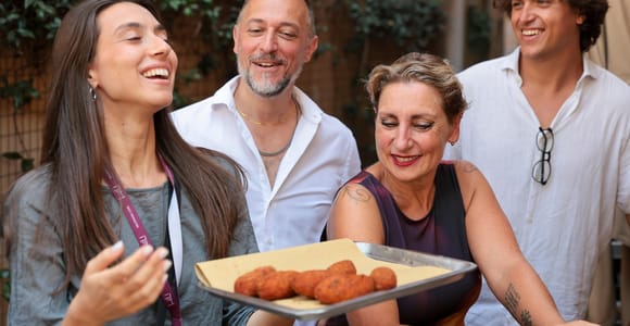 Rome Food Tour: Trastevere, Tiber Island & Local Tastings