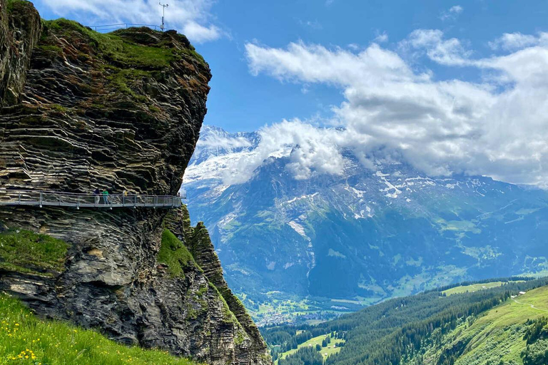 Grindelwald First and Bachalpsee Hiking Tour | From Basel