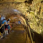 Da Bari: Visita alle Grotte di Castellana e Tempo libero a Polignano a Mare