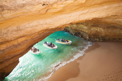 Vanuit Lissabon: Algarve, Benagil Zeegrot &amp; Lagos Dagvullende Tour