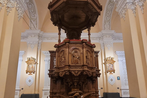 Arequipa: City Tour and a visit to the Monastery of Santa Catalina Arequipa: City Tour and Visit to the Santa Catalina Monastery