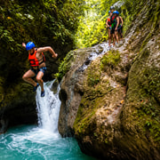 Cebu: Moalboal Sardine Run & Kawasan Canyoneering