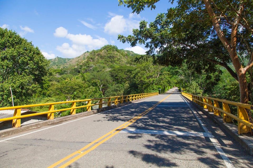 Neiva da o per Villavieja Transfer privato - Hizvo