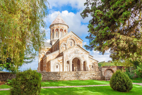 Tbilisi:Sighnaghi,Bodbe &amp; 7 Vinprovning Guidad tur