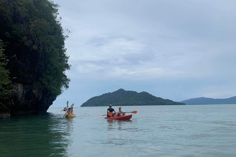 Ko Lanta: Half Day Kayaking Ko Talabeng&Sea Caves&Mangrove Ko Lanta: Kayak Half Day Ko Aung Ko Phee Ko Talabeng (kayak)