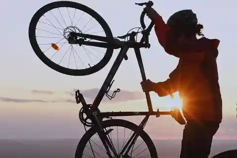 Levi: Paseo en E-Fatbike al Sol de Medianoche