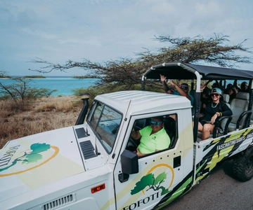 Noord: Arikok National Park Jeep Tour with Baby Beach Visit