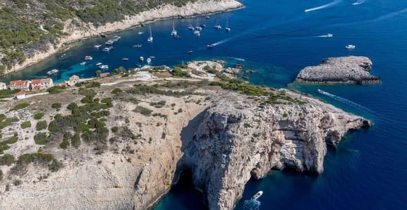 From Split: Blue Cave, Hvar, and 5 Islands Speedboat Tour