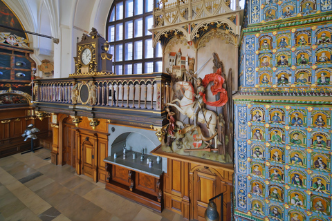 Gdańsk: Old Town Private Tour with Artus Court Visit