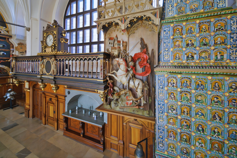 Gdańsk: Old Town Private Tour with Artus Court Visit