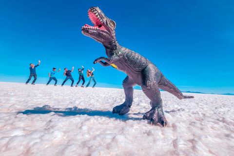 3-Day Uyuni Expedition to San Pedro de Atacama Tour with Spanish-speaking driver