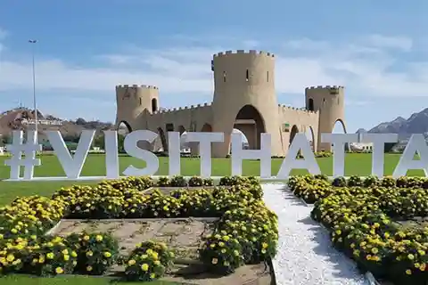 Dubai: Private Hatta City Tour with Kayaking Ride