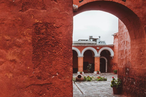 Arequipa: Historic Center Walking Tour with Hotel Pickup